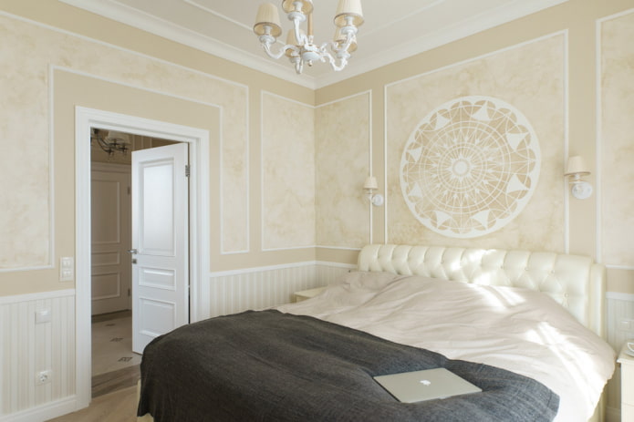plâtre beige dans la chambre