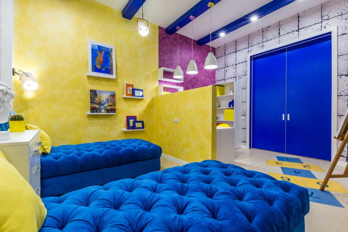 plâtre jaune à l'intérieur d'une chambre d'enfant
