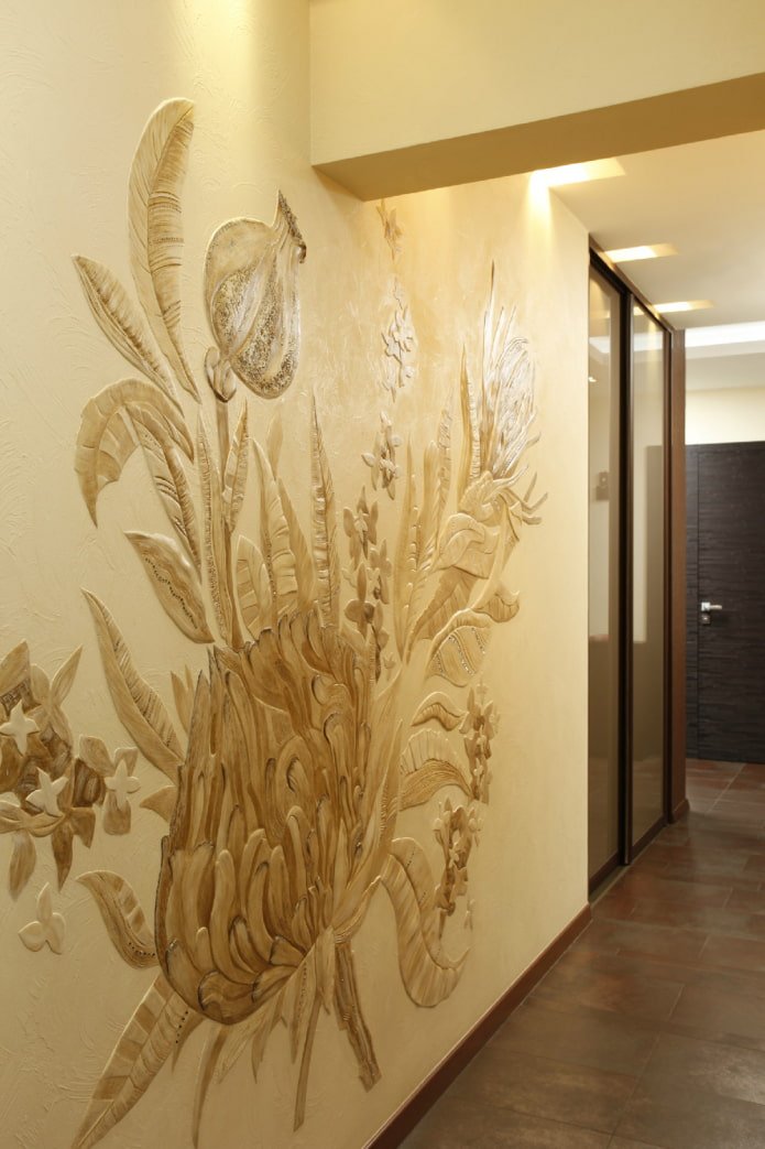 tableau décoratif en plâtre à l'intérieur