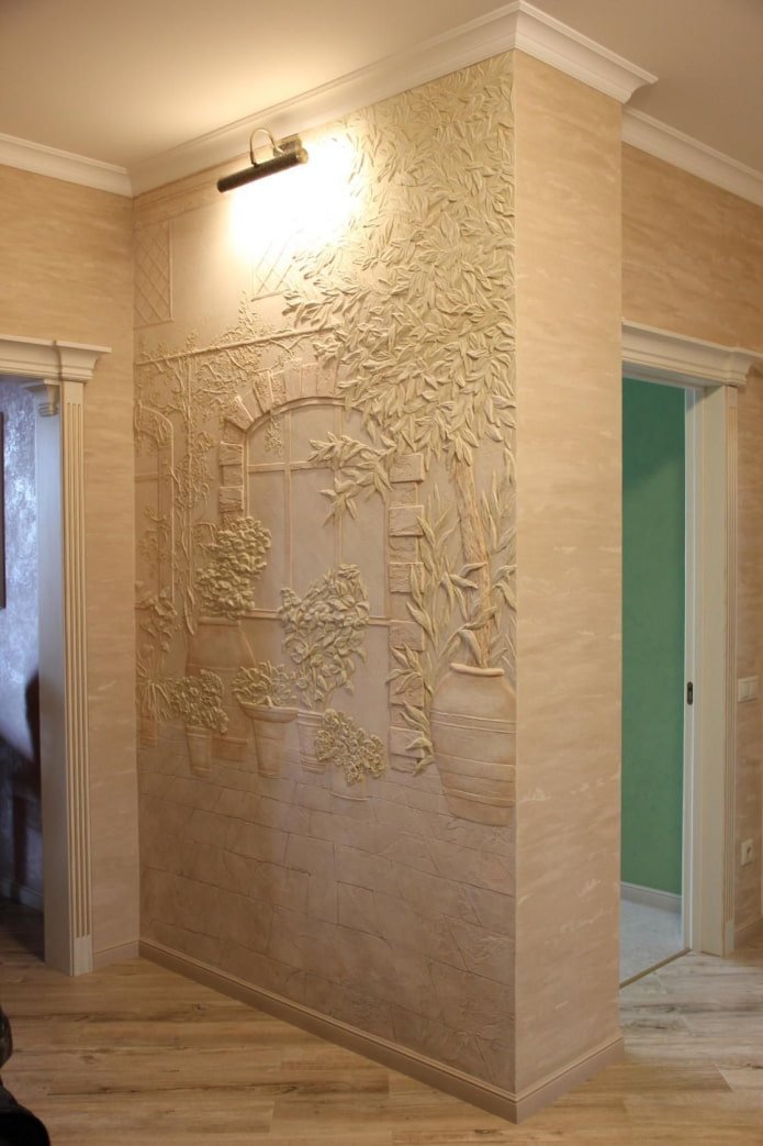 tableau décoratif en plâtre à l'intérieur