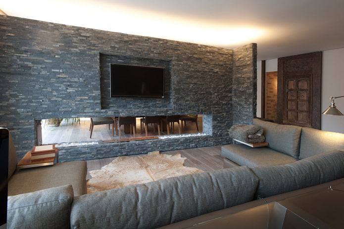 finition décorative en pierre à l'intérieur