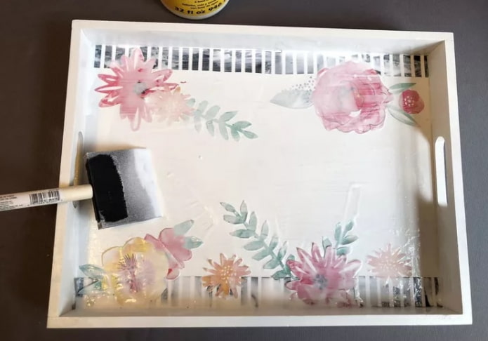 application du vernis
