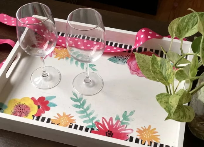 tray