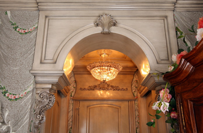 vintage arch decor