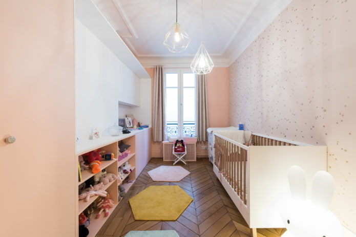 Éclairage intérieur d'une chambre de bébé
