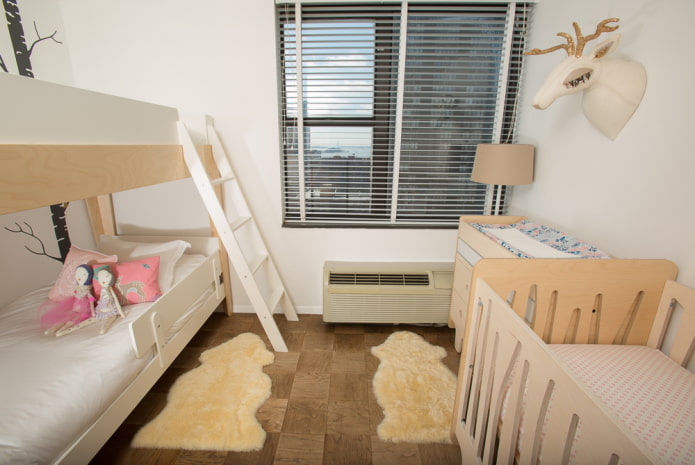 Aménagement d'une chambre pour trois enfants d'âges différents