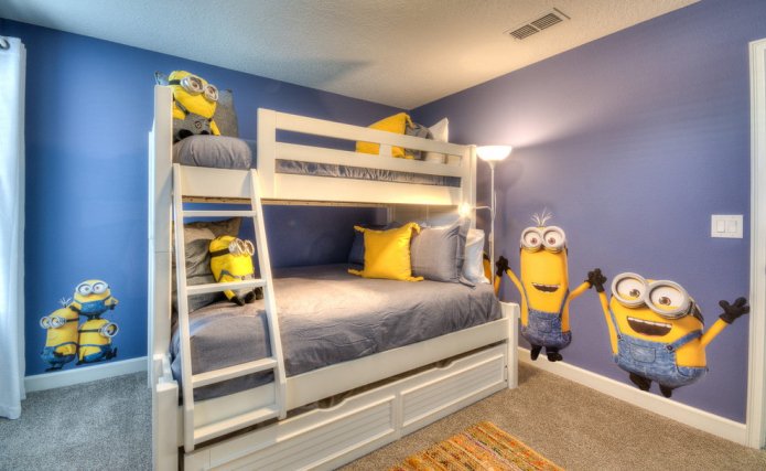 Les minions dans une chambre d'enfant violette