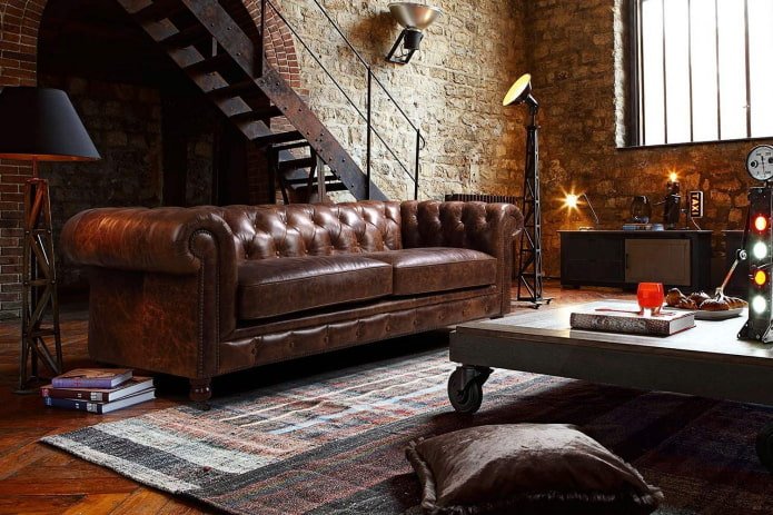 canapé chester dans un loft