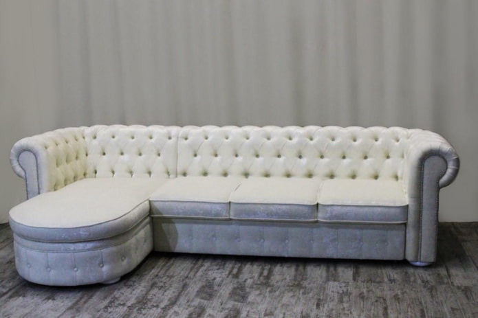 Modèle de canapé avec pouf à l'intérieur