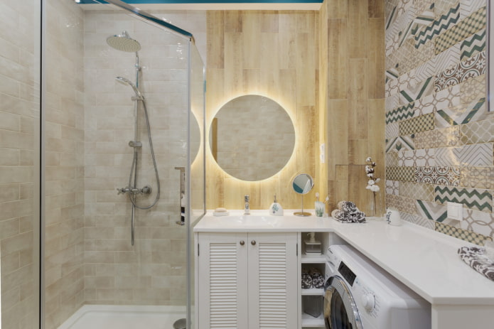 Salle de bain avec douche