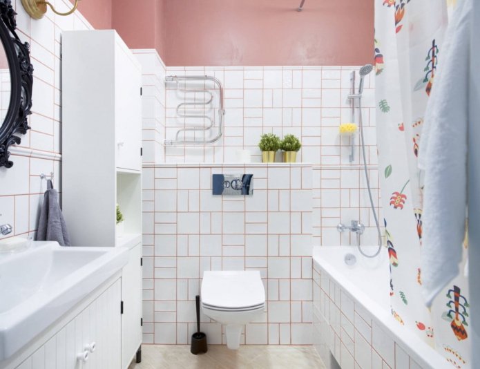 salle de bain blanche et rose
