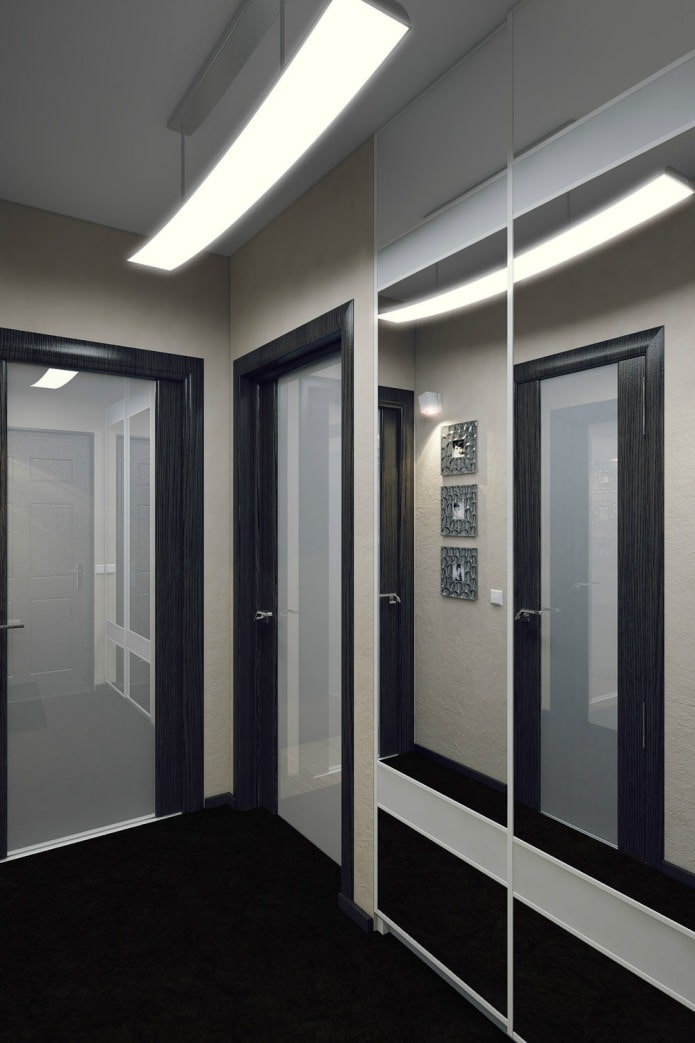 couloir dans un appartement de deux pièces de 50 m².
