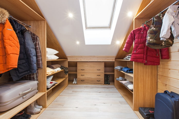 Agencement d'une armoire en U