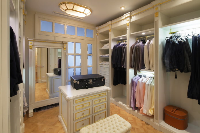 Conception d'une armoire moderne