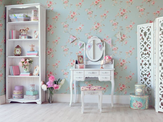 papier peint turquoise délicat avec des roses dans un style shabby chic