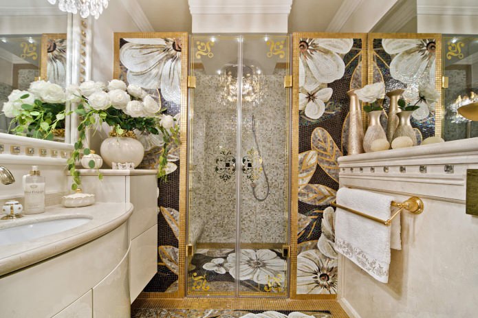 fleurs sur l'armoire