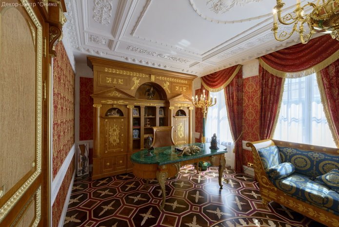 Intérieur d'un bureau de style empire