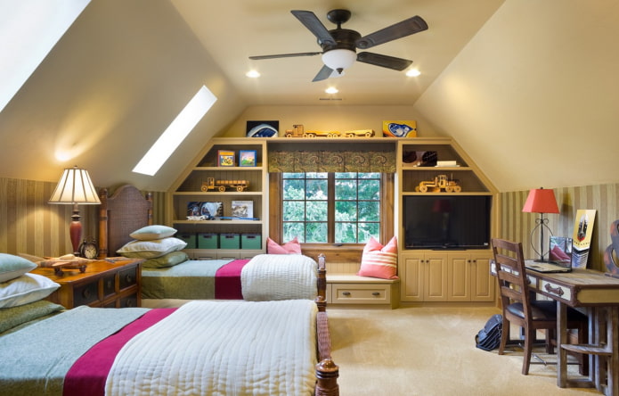 Chambre double sous les combles