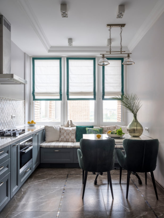 Stores romains pour la cuisine