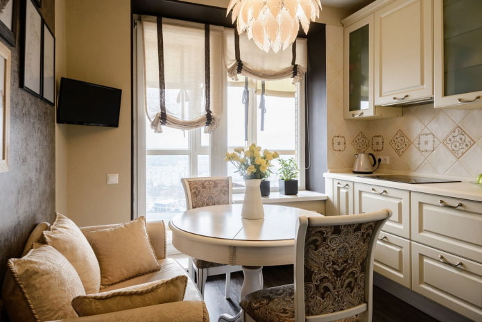 Cuisine de 8 m² de style classique
