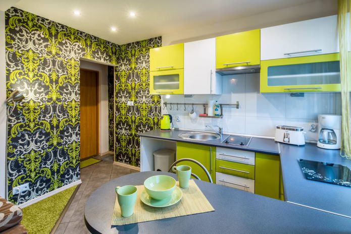 Papier peint vert dans la cuisine