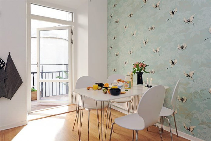papier peint couleur menthe dans une cuisine de style scandinave
