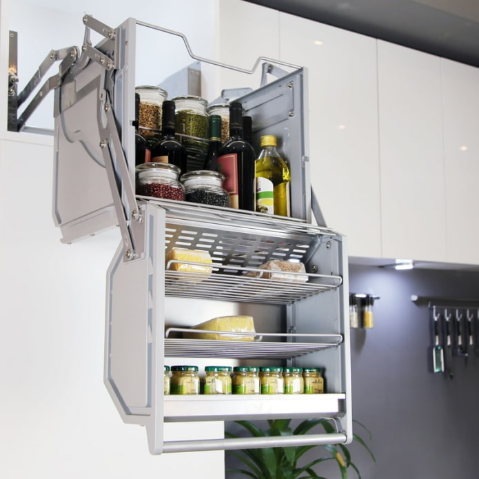 système de rangement pliable dans la cuisine