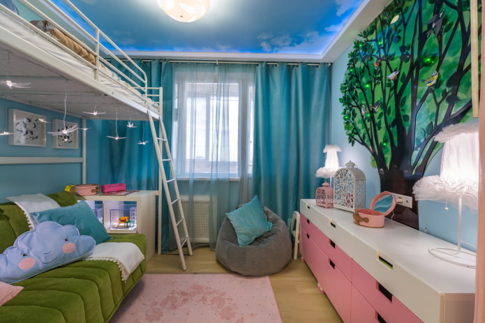 Intérieur d'une chambre d'enfant dans un appartement de 50 mètres carrés