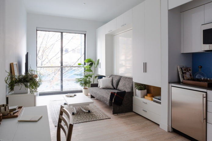Intérieur d'un studio avec une fenêtre