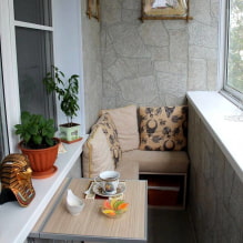 Comment décorer joliment un petit balcon-1