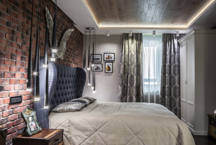 Plafond à deux niveaux dans la chambre