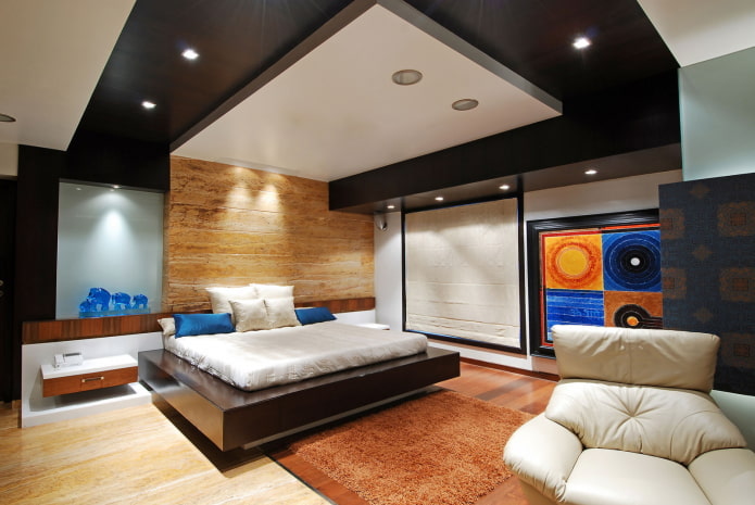 Plafond bicolore à l'intérieur