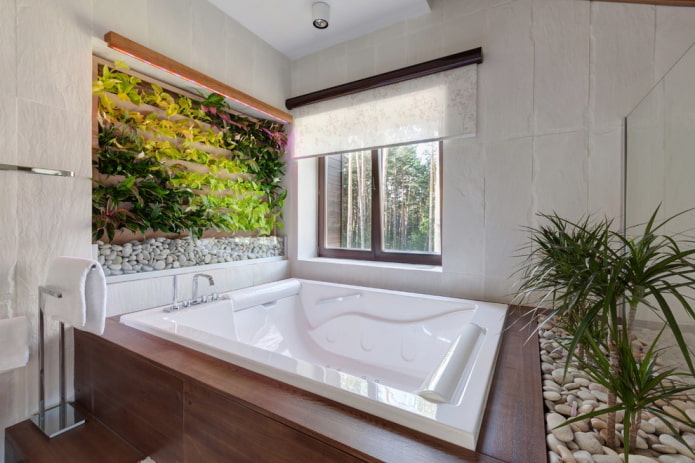 stores enrouleurs dans la salle de bain