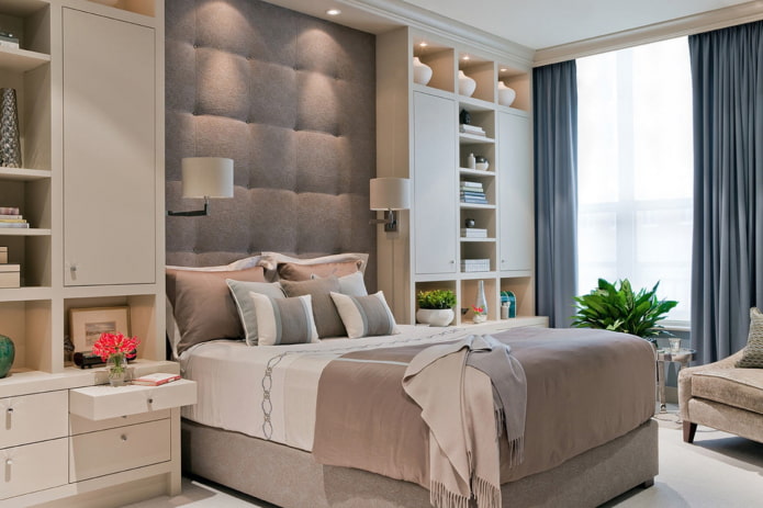 beige à l'intérieur