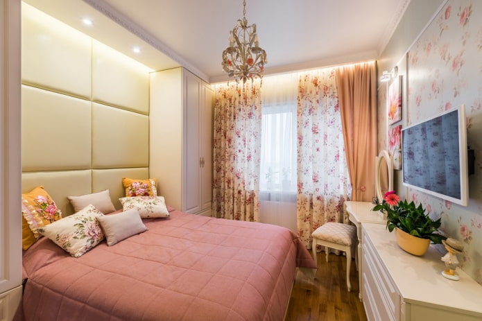 Meubles dans une chambre de 9 m²