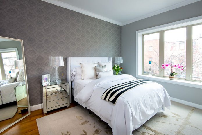 Murs gris dans la chambre de style scandinave