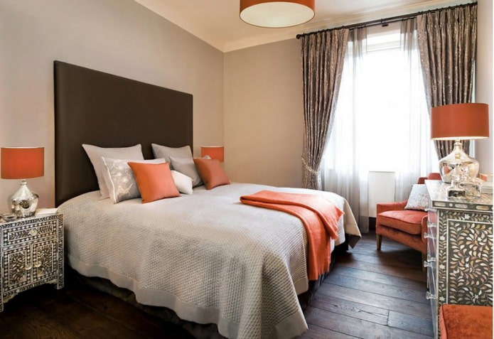 accessoires et textiles aux tons orange