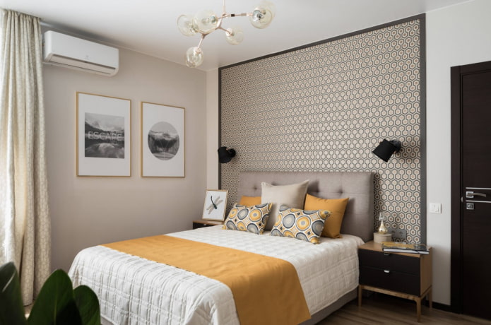 chambre avec des accents jaunes