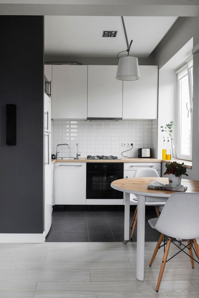 Espace cuisine à l'intérieur d'un studio appartement