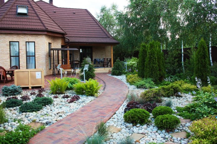 maison sur un terrain de 10 acres