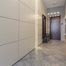 Comment décorer l'intérieur d'un couloir étroit ?-6
