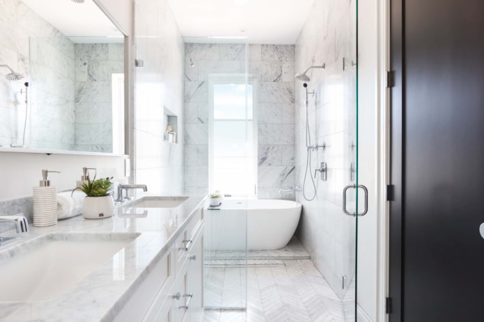 Salle de bain en carrelage de marbre