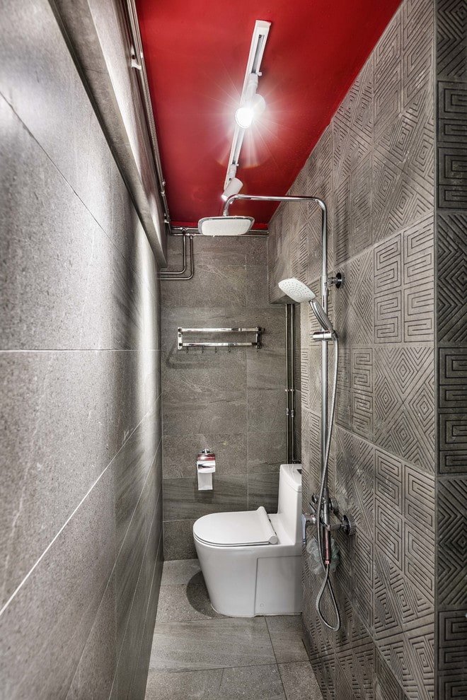 finition salle de bain grise