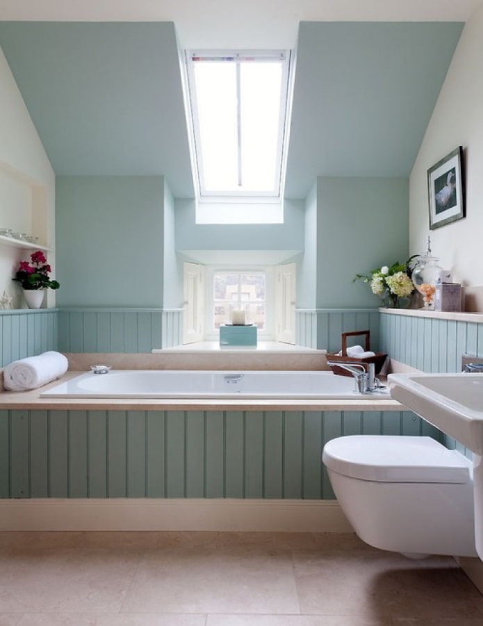 salle de bain mansardée