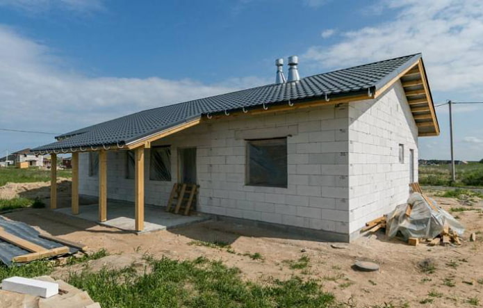 maison en blocs de béton cellulaire