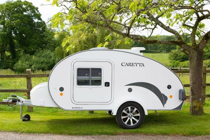 camping-car type remorque