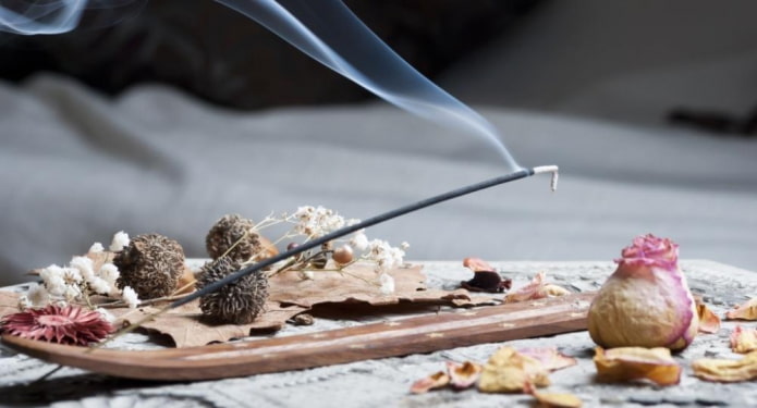 Bâtonnet d'encens
