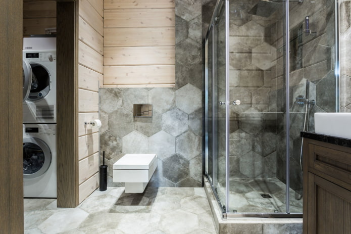 Receveur de douche en carrelage à l'intérieur