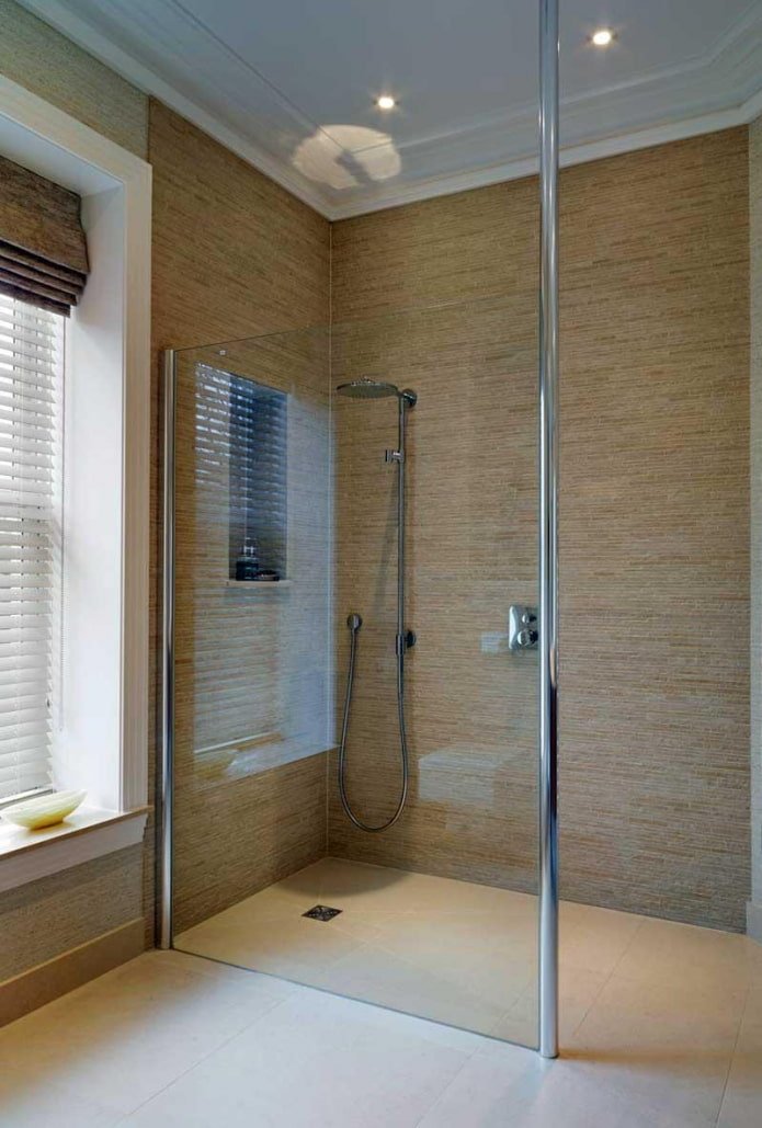 douche sans receveur en carrelage