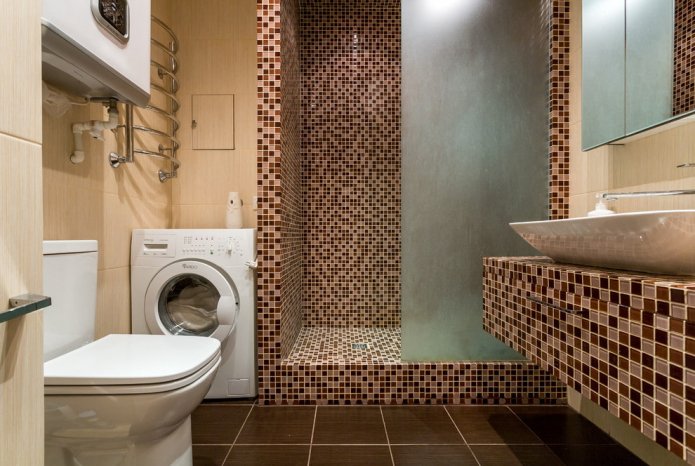 Douche en carrelage